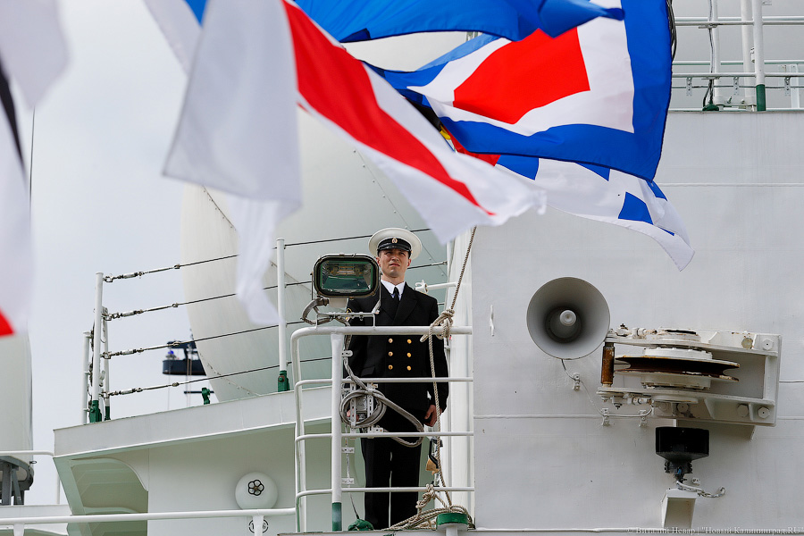 Поднять паруса: Минобороны получило новейшее океанографическое судно