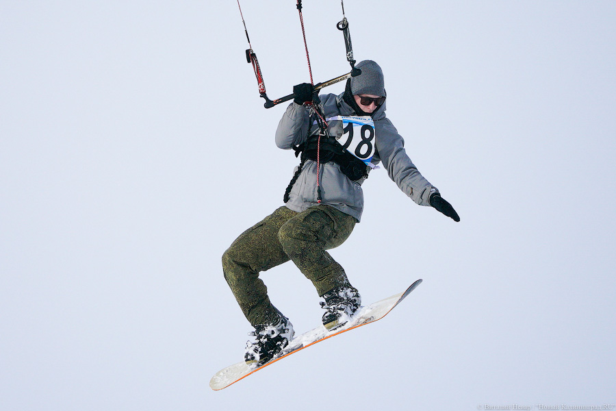 Сноукайтеры вышли на Калининградский залив. Посмотрите, как это красиво