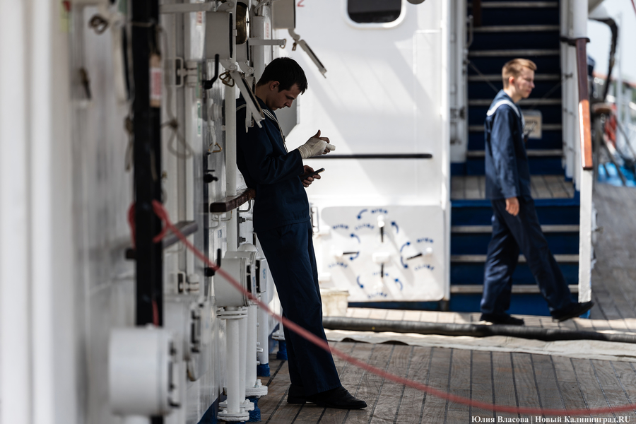 Верёвки, мачты, моряки: в Калининграде открылся фестиваль «Паруса Мира» (фото)