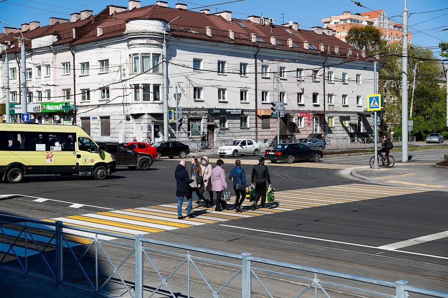 Конец мучений и брусчатки: Киевскую полностью открыли после ремонта (фото)