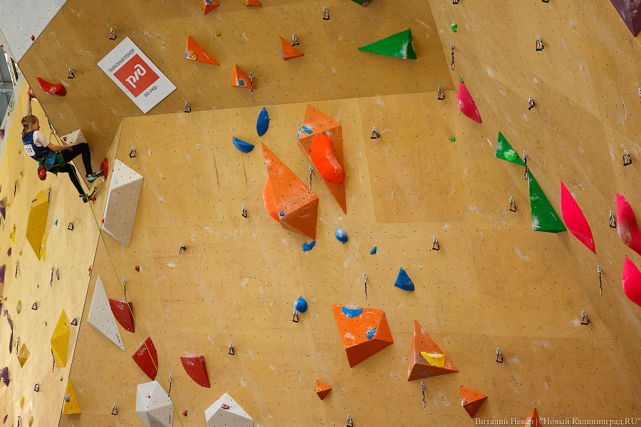 Свои вершины: как в Калининграде соревнуются в самом молодом олимпийском виде спорта (фото)