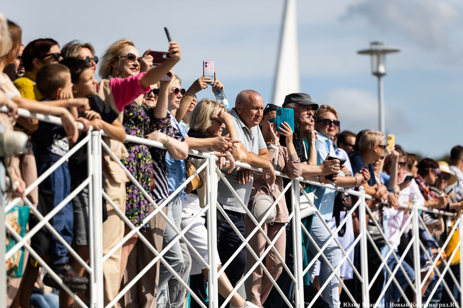 «Миля витязя», вальс байдарок и летающий моряк: как прошла «Водная ассамблея» (фото)