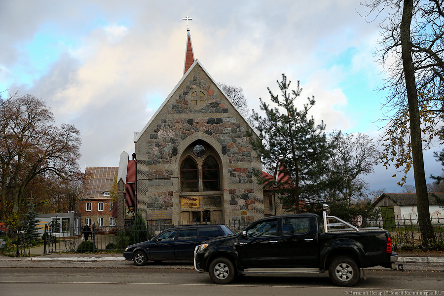 Власти Янтарного объяснили, почему в поселке не работает эвакуатор