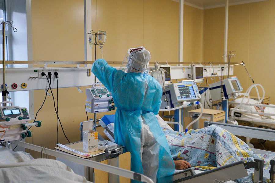 «Коронавирусный» визит: в Калининграде с проверкой побывал глава Минздрава