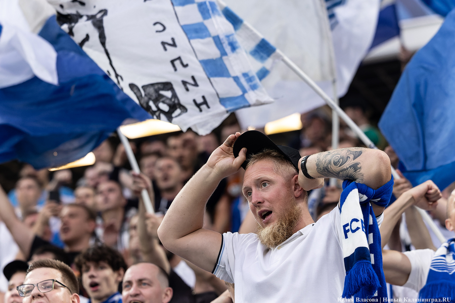 «Зенит» обыграл «Балтику» с перевесом в один мяч