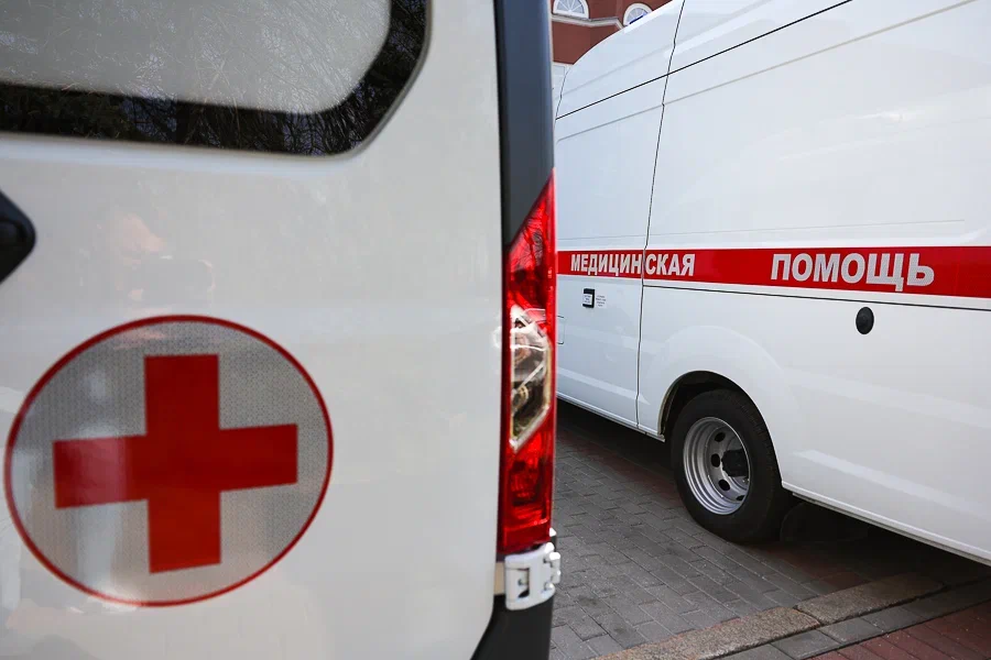 В Гурьевске из окна выпала девушка