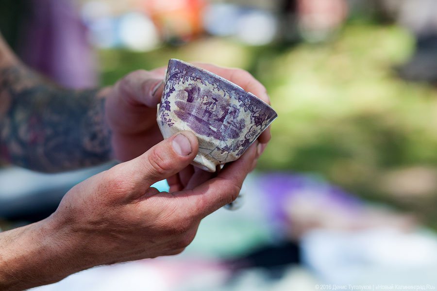 Культурный слой: немецкое и советское на городской барахолке
