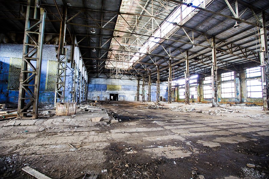 Тлен и Ильич: завод «Судоремонт-Балтика» в проекте «Пустые дома»