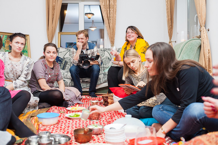 Курица карри и вегетарианский омлет: индийские блюда на «Открытой кухне»