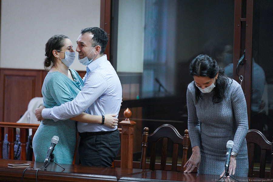 «Рыдала горючими слезами»: Елена Белая о возвращении в роддом и отношениях с коллегами