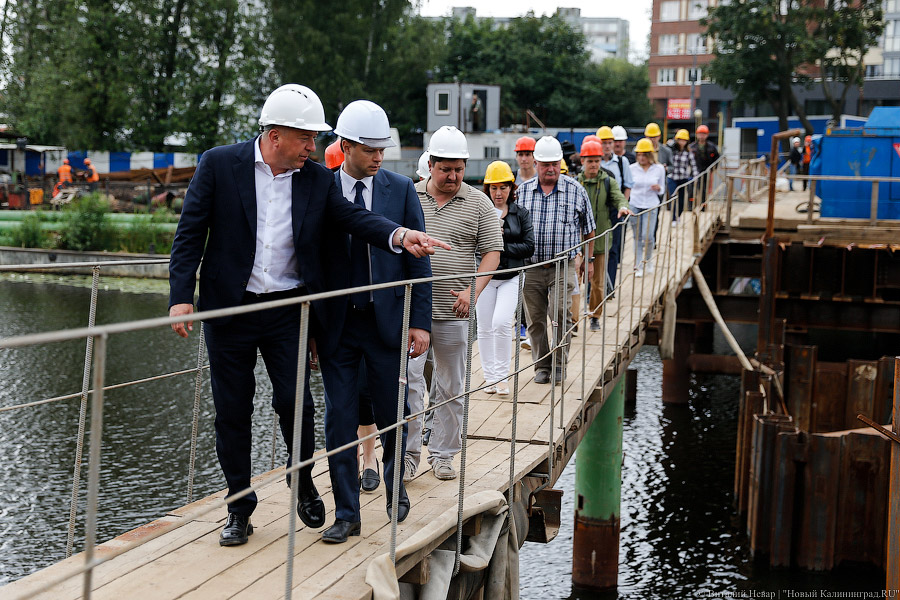 Подарок мэру: как строители успевают ремонтировать Деревянный и Высокий мосты