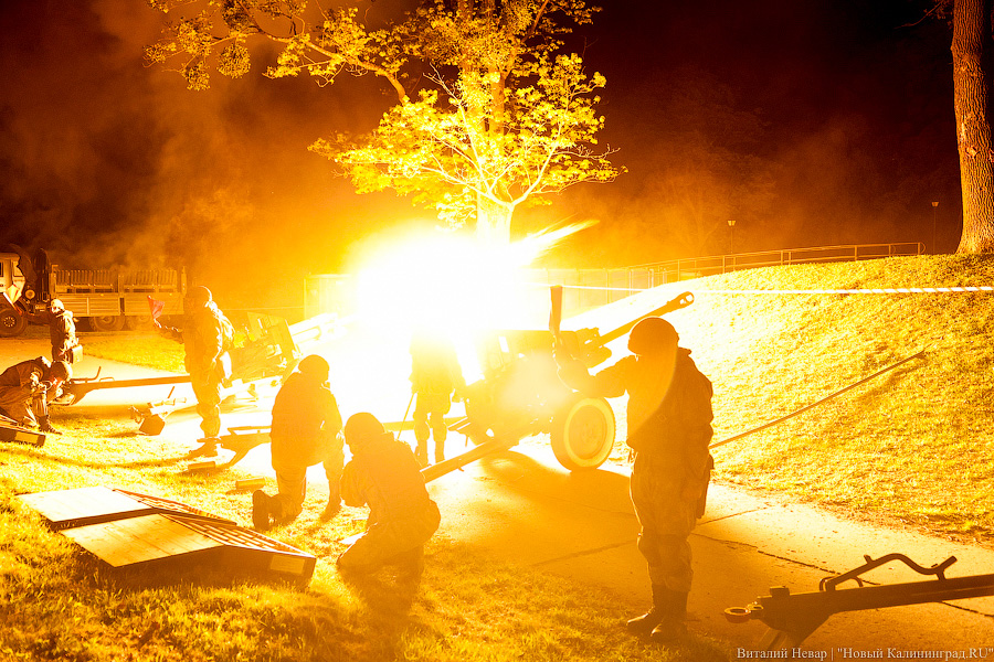 30 залпов: салют в честь Дня Победы в Калининграде (фото)