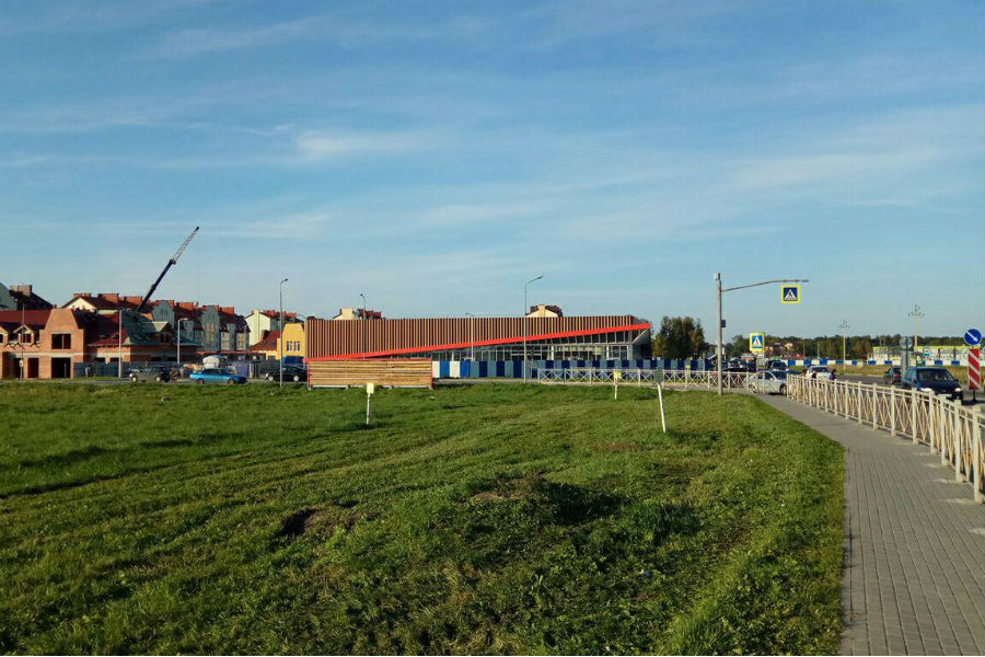 Здание магазина «Спар» в Гурьевске. Фото — Алексей Милованов, «Новый Калининград»