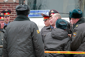Задержанный на митинге оппозиционер пожаловался в прокуратуру на действия милиции 