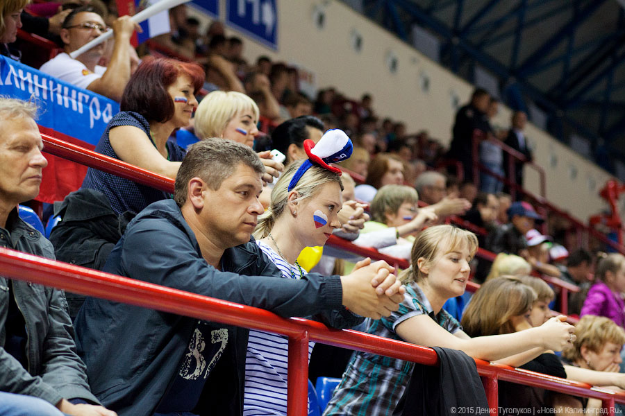 Первый блин комом: российские волейболистки проиграли американкам (фото)