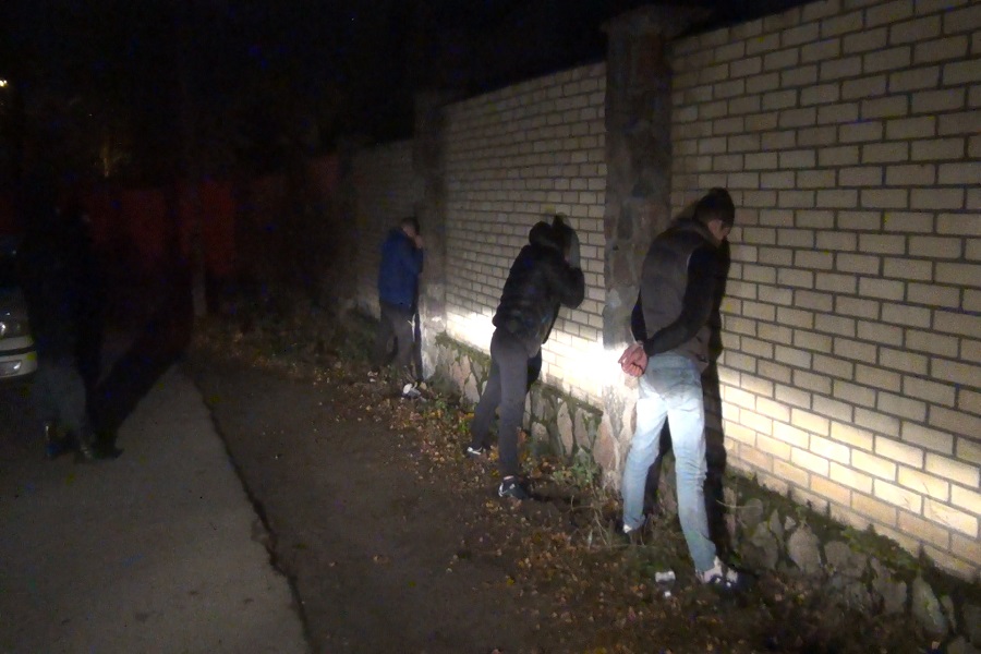 «Отголоски 90-х»: за что жителя Гвардейска похитили и увезли в лес