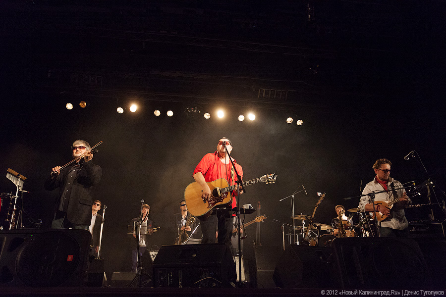 «Гребенщиков и оркестр»: фоторепортаж с концерта группы «Аквариум»