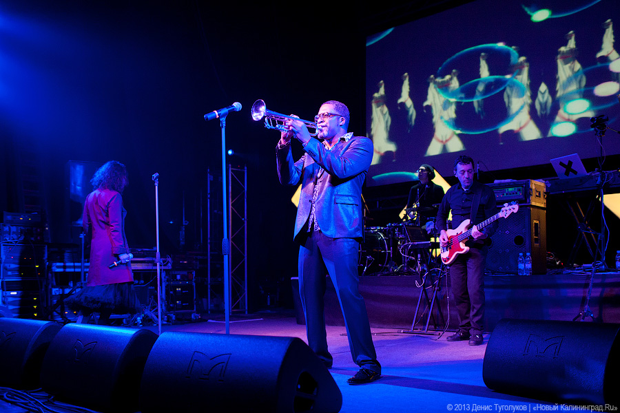 «На танцполе все спокойно»: De Phazz выступили на «Вагонке»