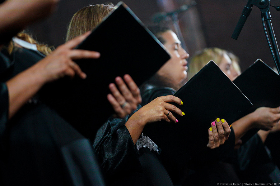 Классика среди руин: в Калининградской области открылся фестиваль «Кантата» (фото)