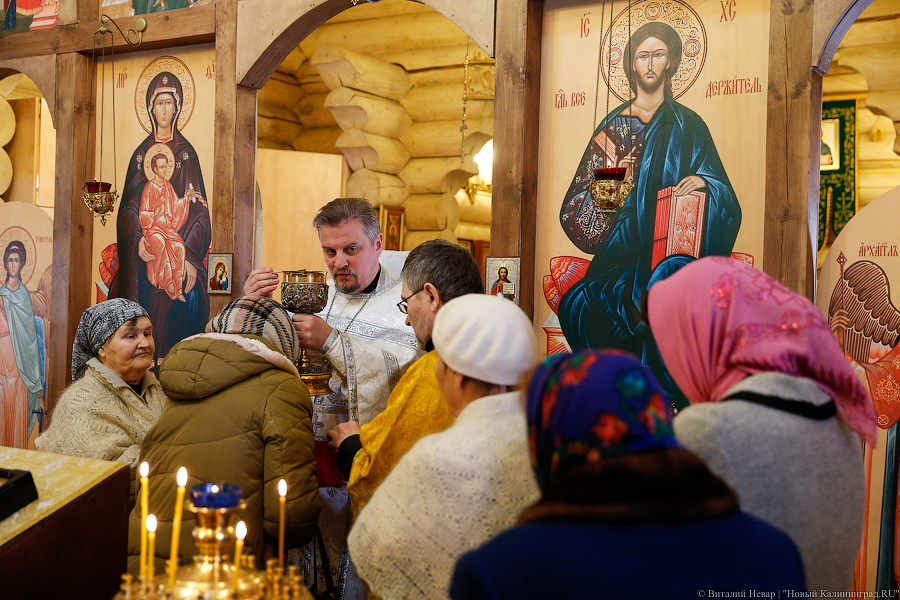 Православное погружение: в Калининграде прошли крещенские купания (фото)