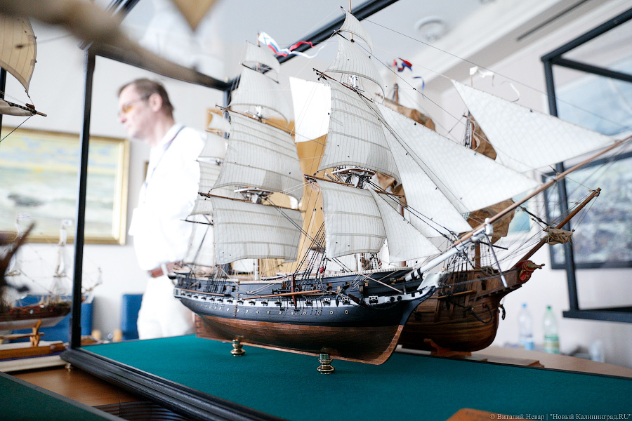 «Колумбик» в бутылке: в Калининград приехали сильнейшие судомоделисты мира