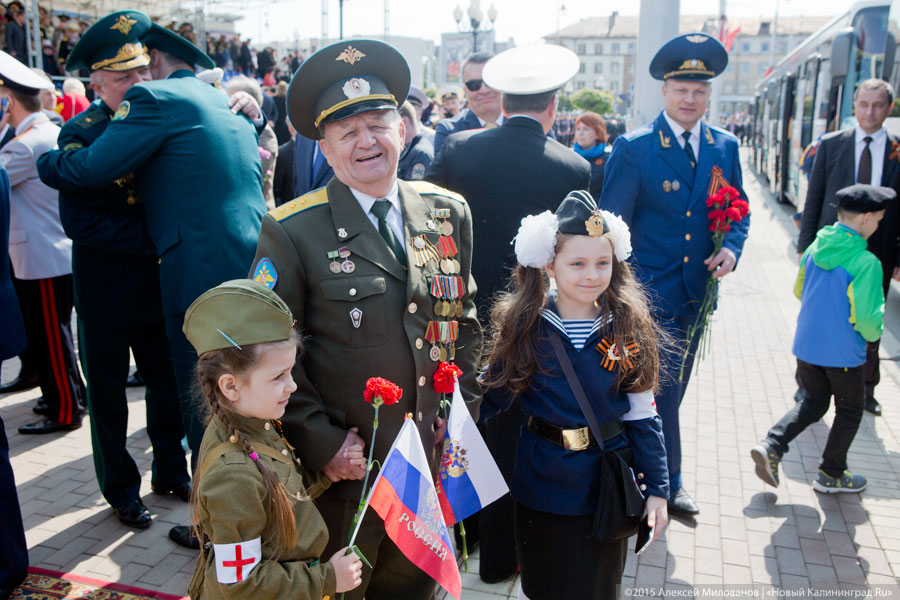 Ярмарка тщеславия: эпицентр парада Победы в Калининграде (фото)
