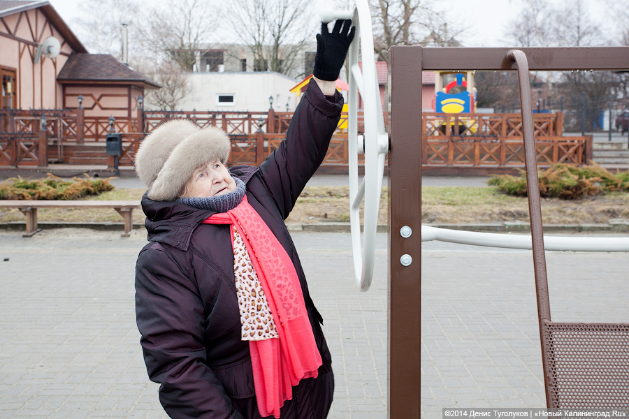«Жим сидя, коты и обломки»: променад в Зеленоградске в туристическое межсезонье