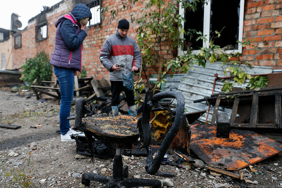 Ничего не ждем: пострадавшие о последствиях пожара на пр. Калинина (фото)