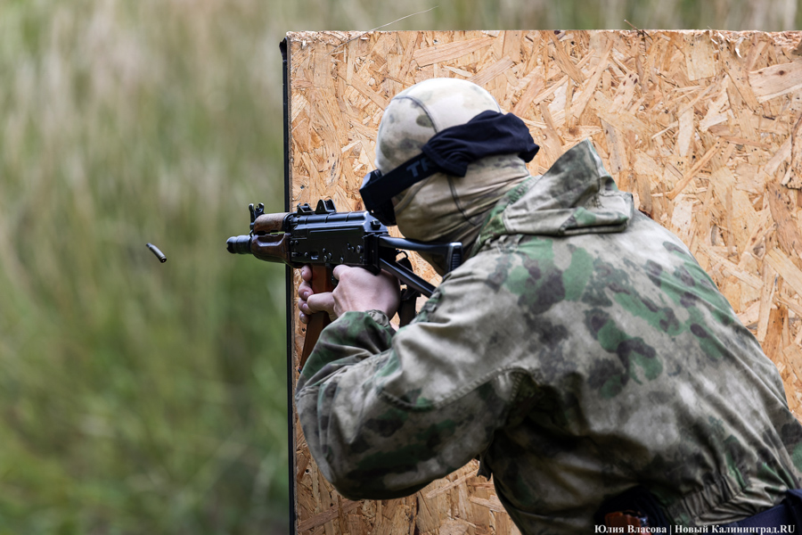 Таможенный спецназ: как проходит чемпионат по служебному двоеборью в Калининградской области (фото)