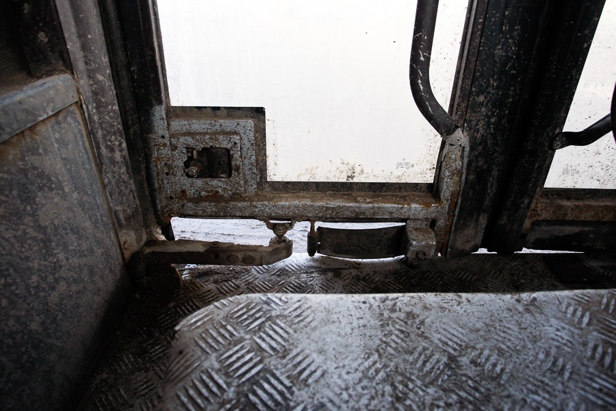 Изумительная тенденция: как сотрудники мэрии Калининграда проверяли состояние автобусов (фото)