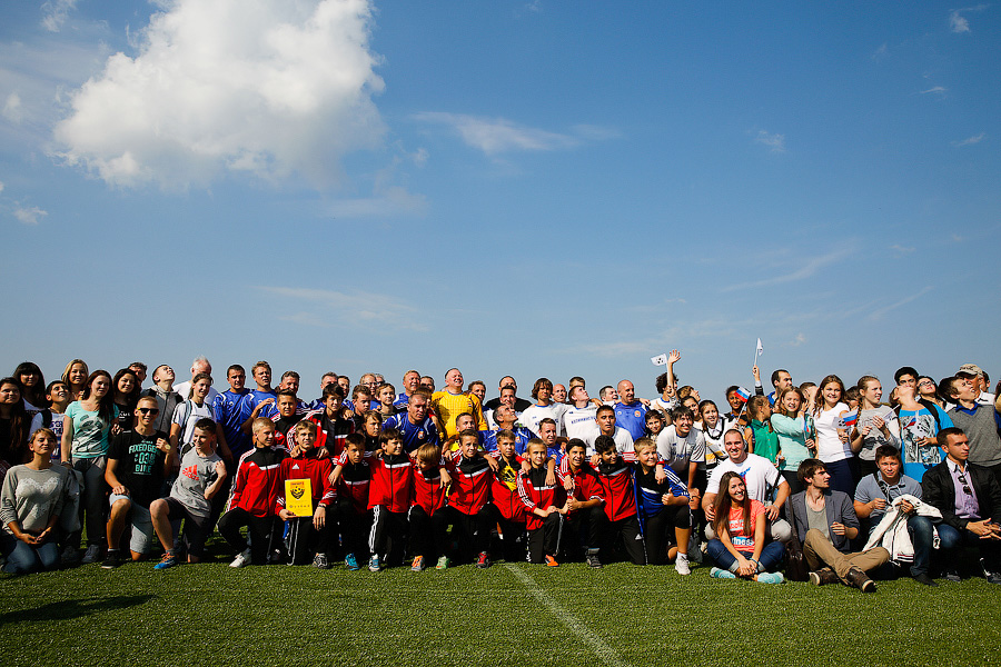 Результат без табло: как Цуканов и Ярошук с блогерами в футбол играли