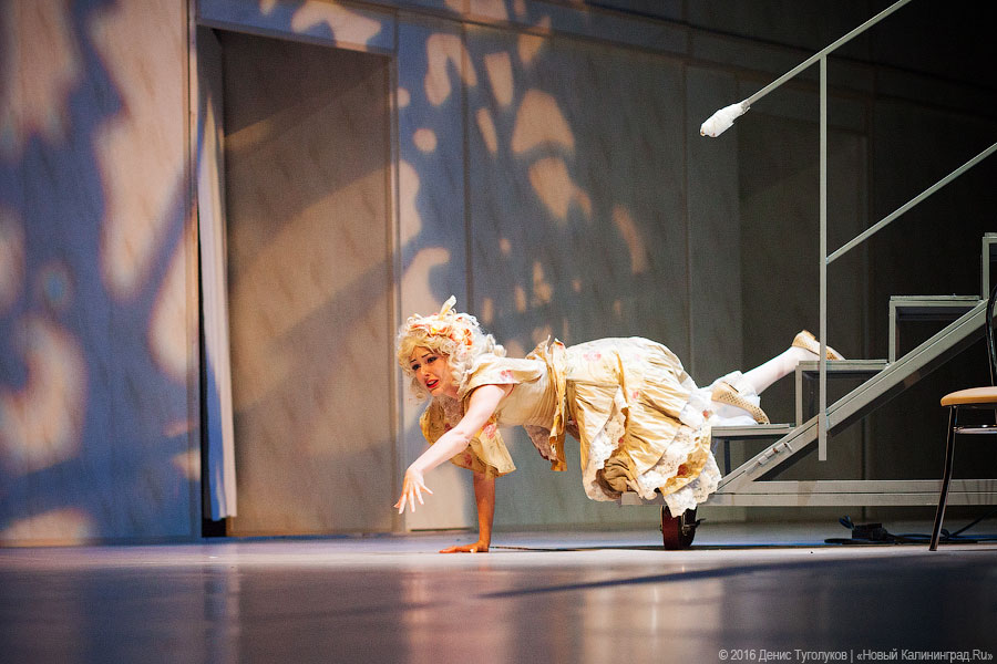 Лекарь с головы до ног: комедия «Мнимый больной» в Калининградском драмтеатре