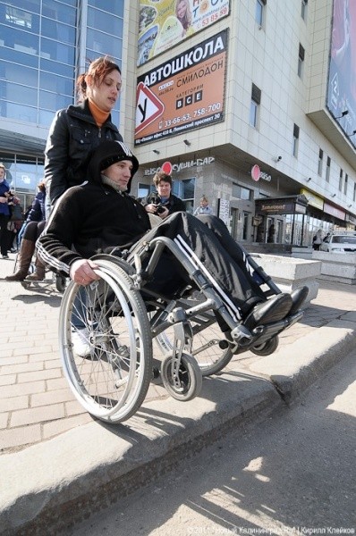 «Город не для инвалидов»: фоторепортаж «Нового Калининграда.Ru»