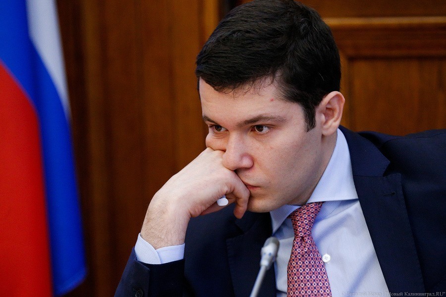 Алиханов обнаружил «раздвоение личности» у «Калининград-ГорТранса»