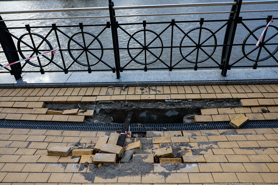 Трибуца и пустоты: что происходит с многострадальной набережной (фото)