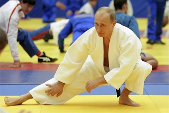 Путин: нужно стремиться, чтобы спортом занимались 70% россиян