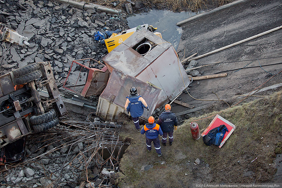 Фоторепортаж «Нового Калининграда.Ru» с обрушения Берлинского моста (18+)