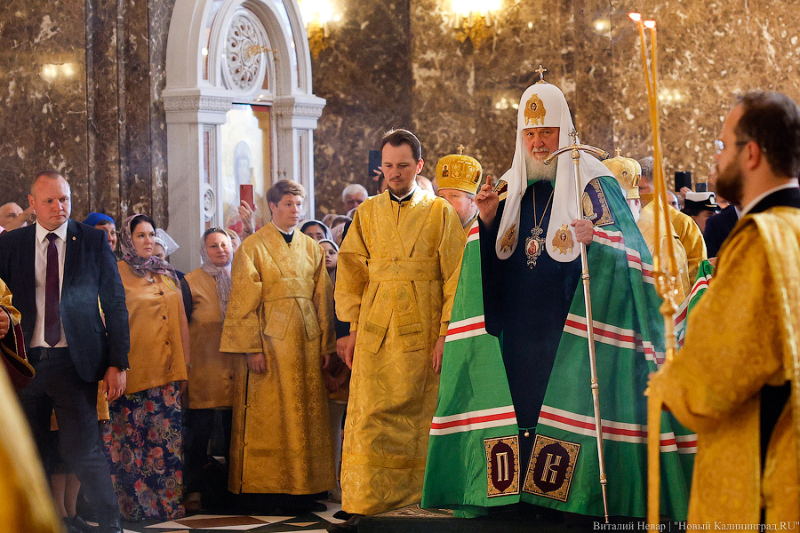 От заката до рассвета: патриарх Кирилл провёл богослужение в Калининграде (фото)