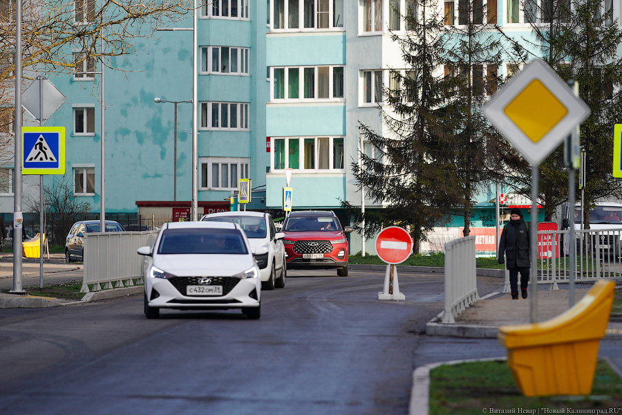 Затянувшийся ремонт: как выглядит ул. Автомобильная, которую должны были сдать 3 месяца назад