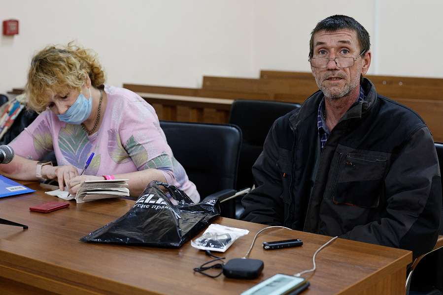 «Поперек горла уже всем встал»: адвокаты оспаривают приговор калининградцу по «дадинской» статье