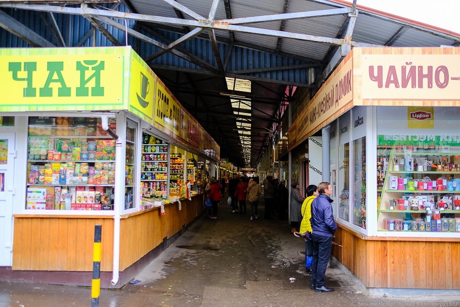 Таможенники собрались уничтожить 740 кг изъятой на рынке санкционки