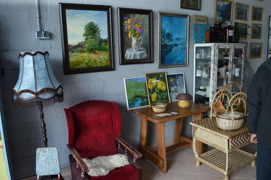 В Гвардейске открыли арт-пространство со скульптурами из автомобильных запчастей (фото)