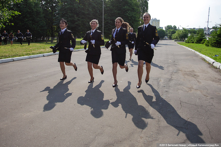 В кильватерном гордом строю: в БВМИ прошёл выпуск лейтенантов