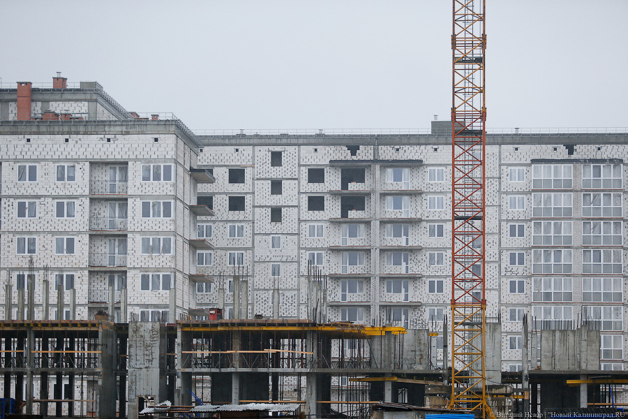 «Два гвоздя в неделю»: почему дольщики комплекса на Сельме пишут президенту