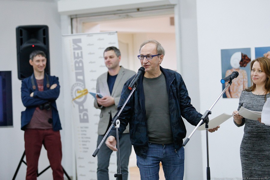 Картинки с выставки: открытие Балтийской биеннале фотографии