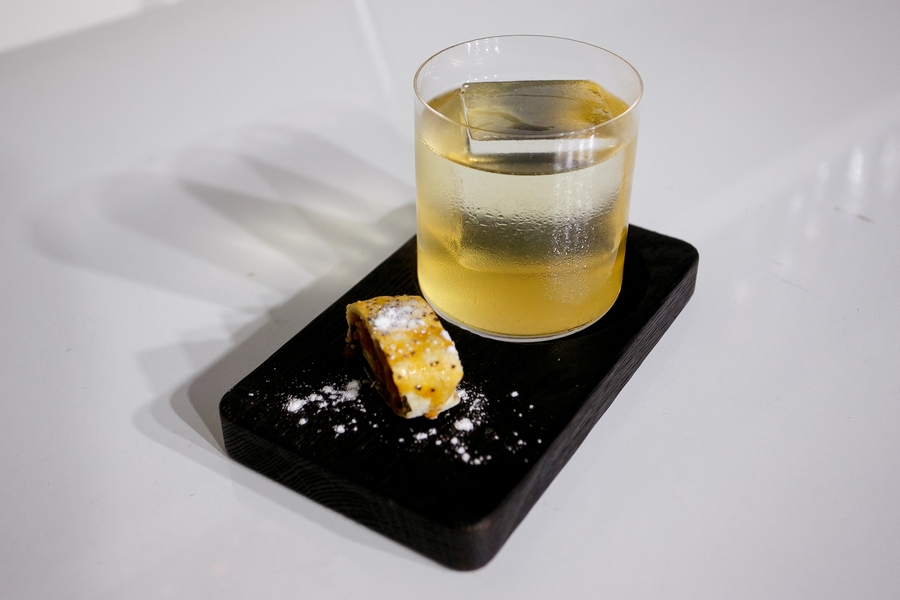 Лучшего бармена Калининграда определили на конкурсе «Янтарный Шейкер-2022»