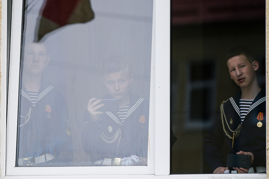 Вальс и дистанция: «Последний звонок» в калининградском кадетском корпусе (фото)