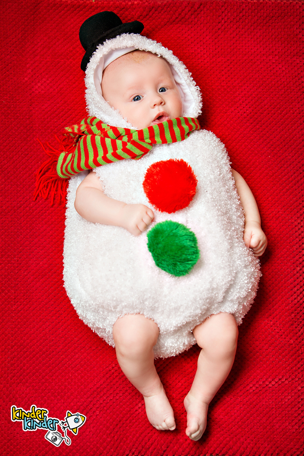 Создайте новогоднюю сказку вашей семьи в фотостудии KinderKinder