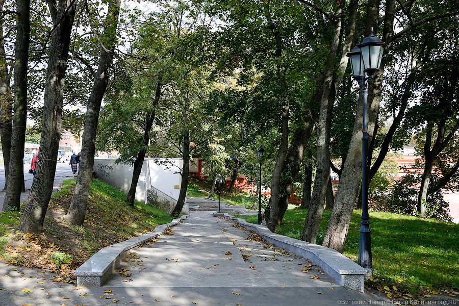 Блеск и нищета: что происходит с набережной Нижнего озера в Калининграде