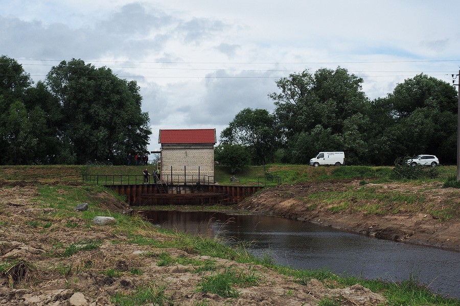 «Операция спасения»: в Полесском районе осушают первый польдер (фото)